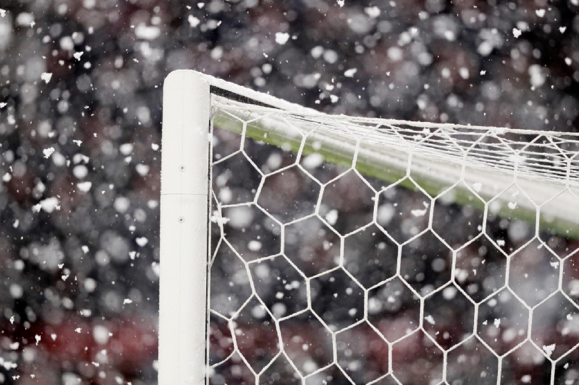 Keuken Kampioen Divisie-wedstrijden van komende zaterdag en zondag afgelast