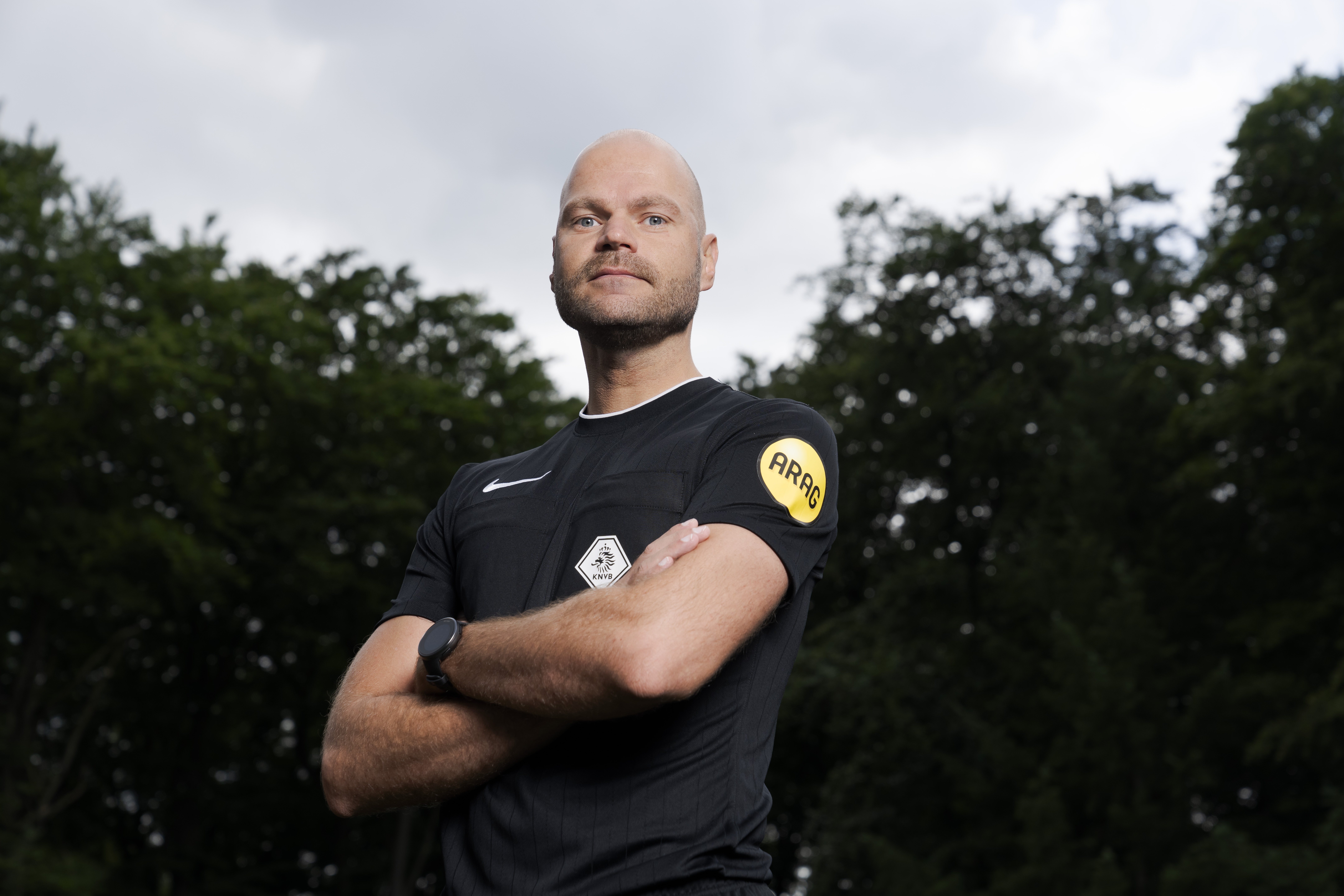 Rob Dieperink heeft de leiding over de Derby van het Noorden in Heerenveen