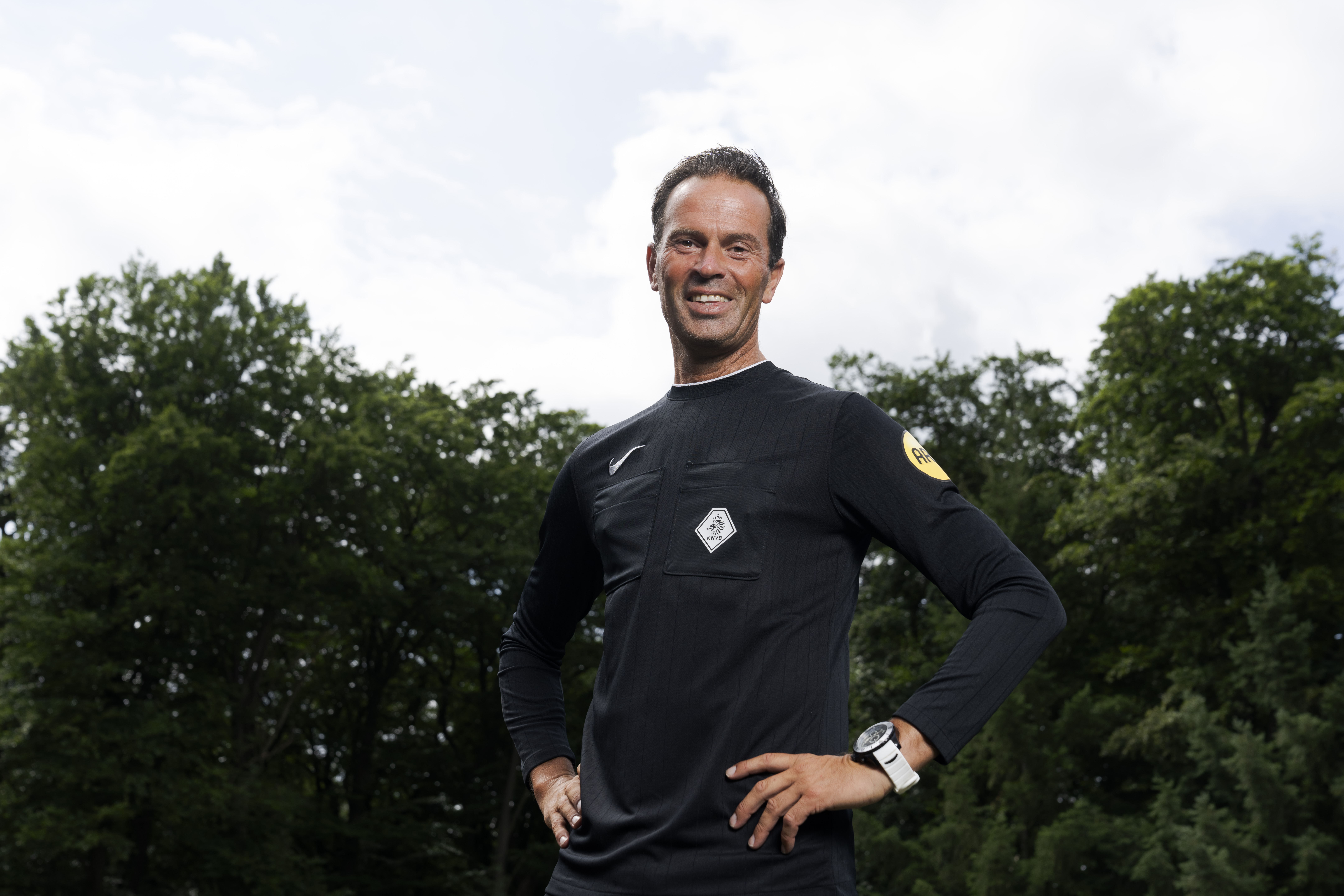 Bas Nijhuis leidt zaterdag N.E.C. - NAC Breda in De Goffert