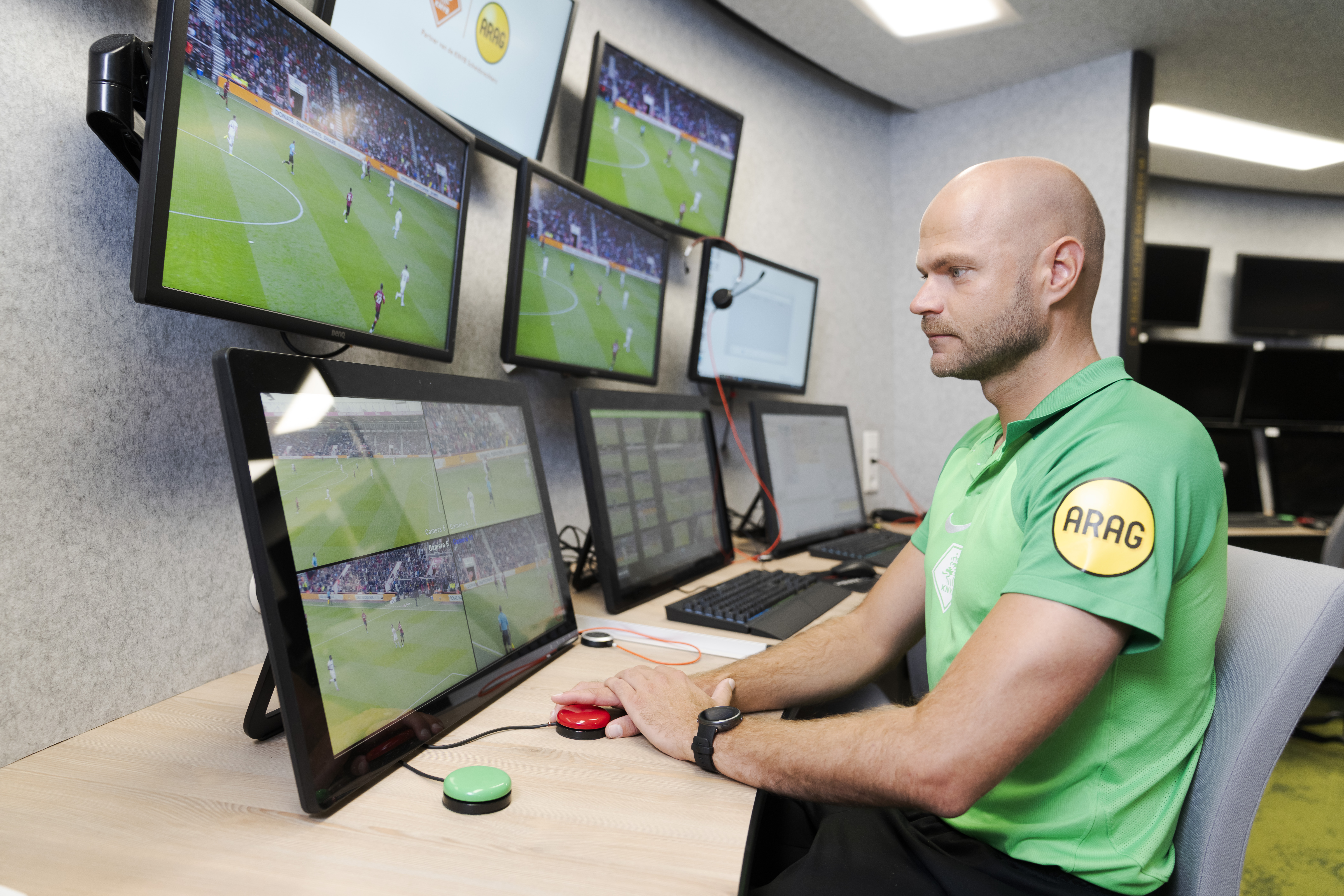 Nederlandse VAR-teams actief in Champions League