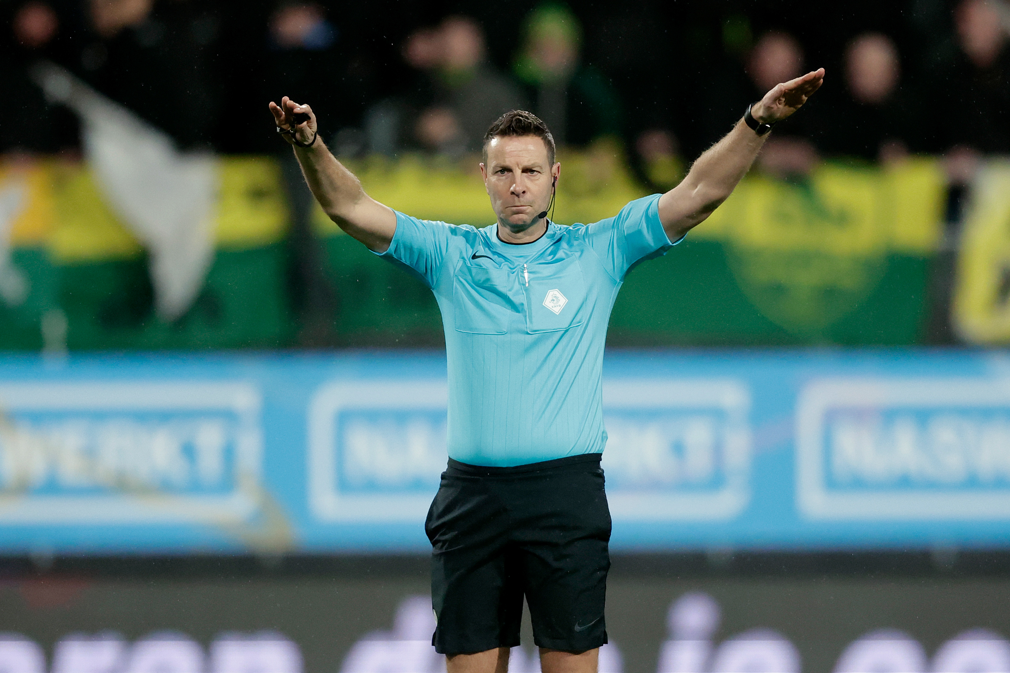 Van Boekel in VAR-team bij UEFA Super Cup