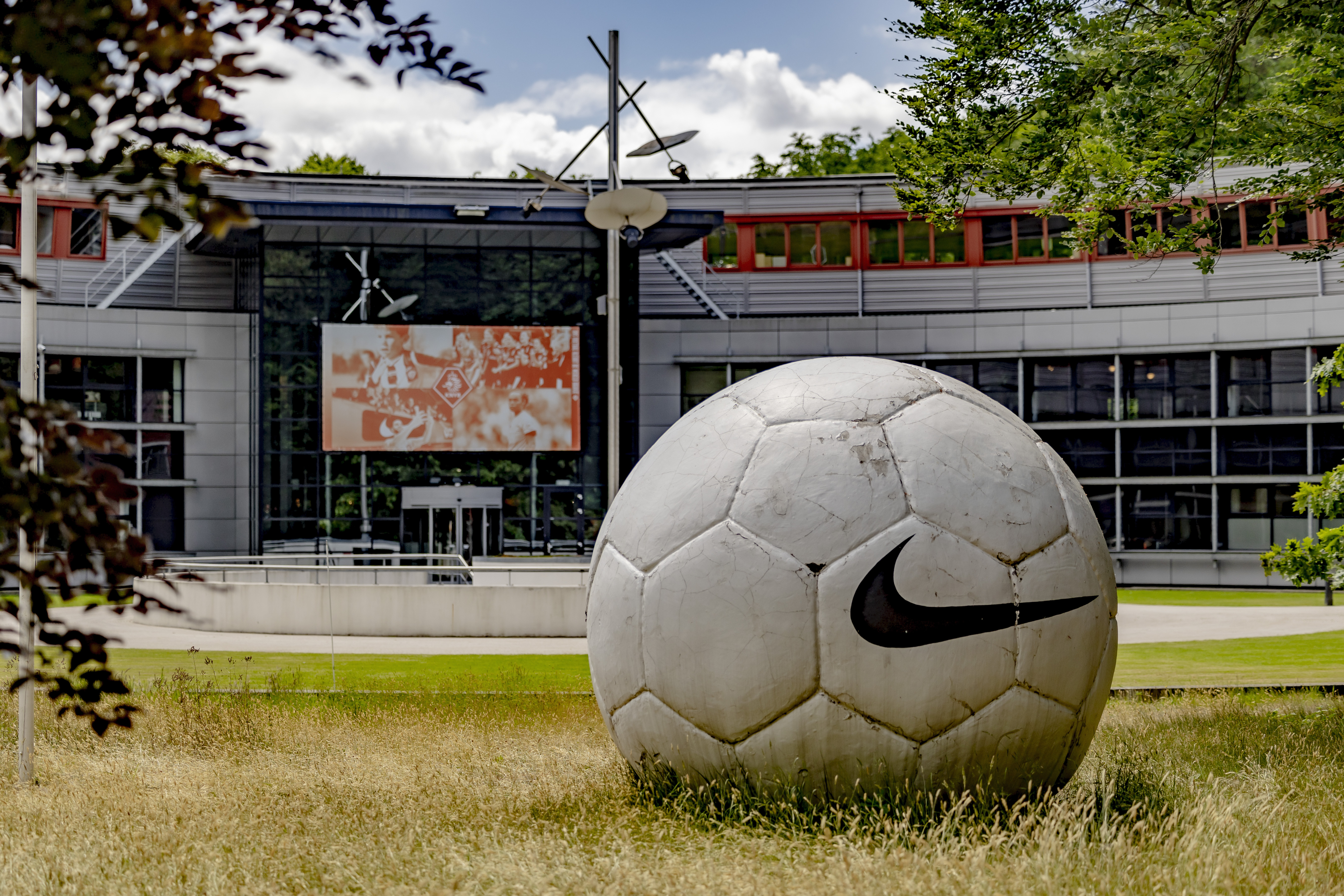 Bereikbaarheid KNVB tijdens de feestdagen