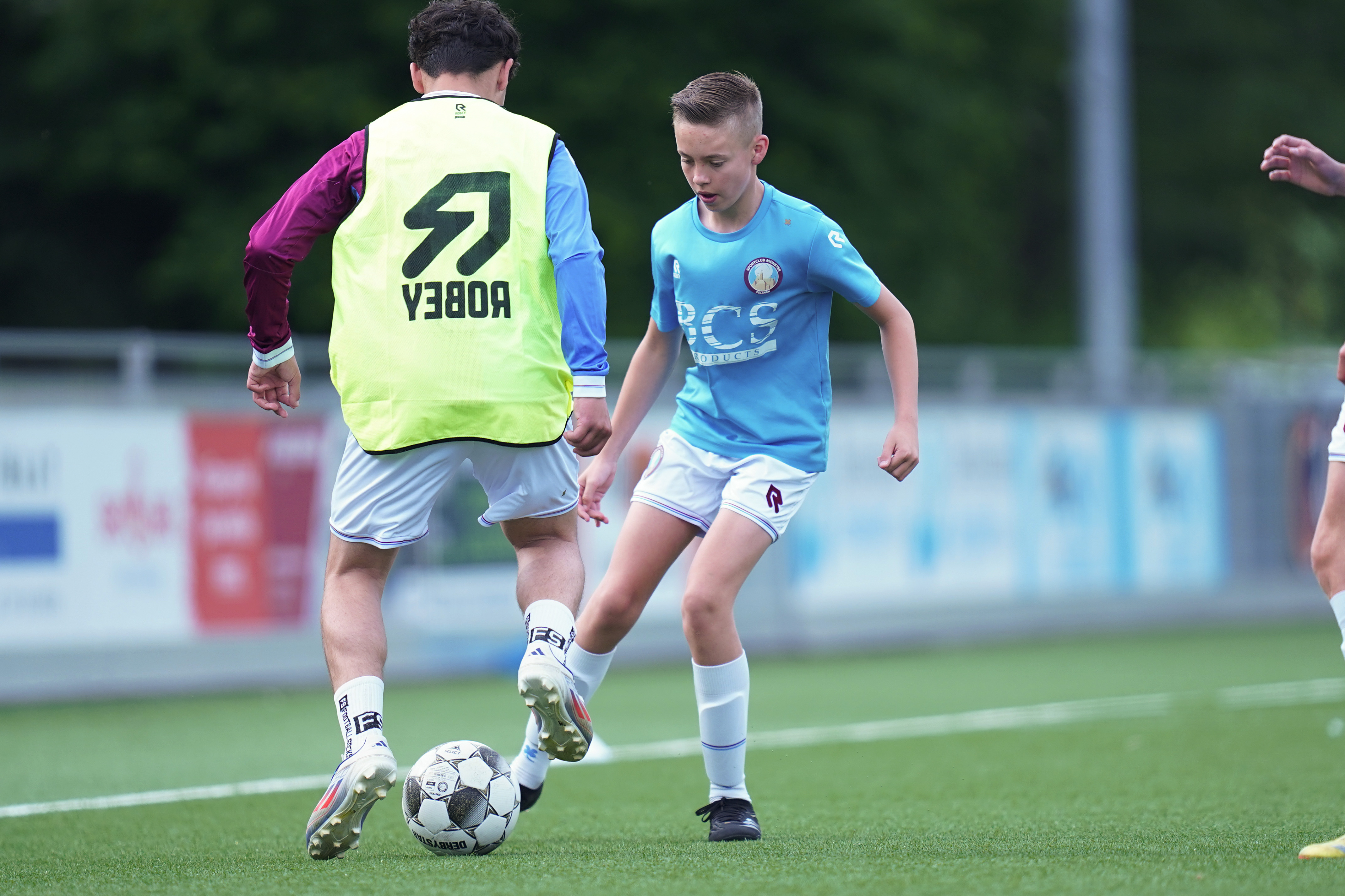 Herindeling na fase 2 tussen Divisie/Hoofdklasse/1e klasse JO13-JO19 en MO17-MO20