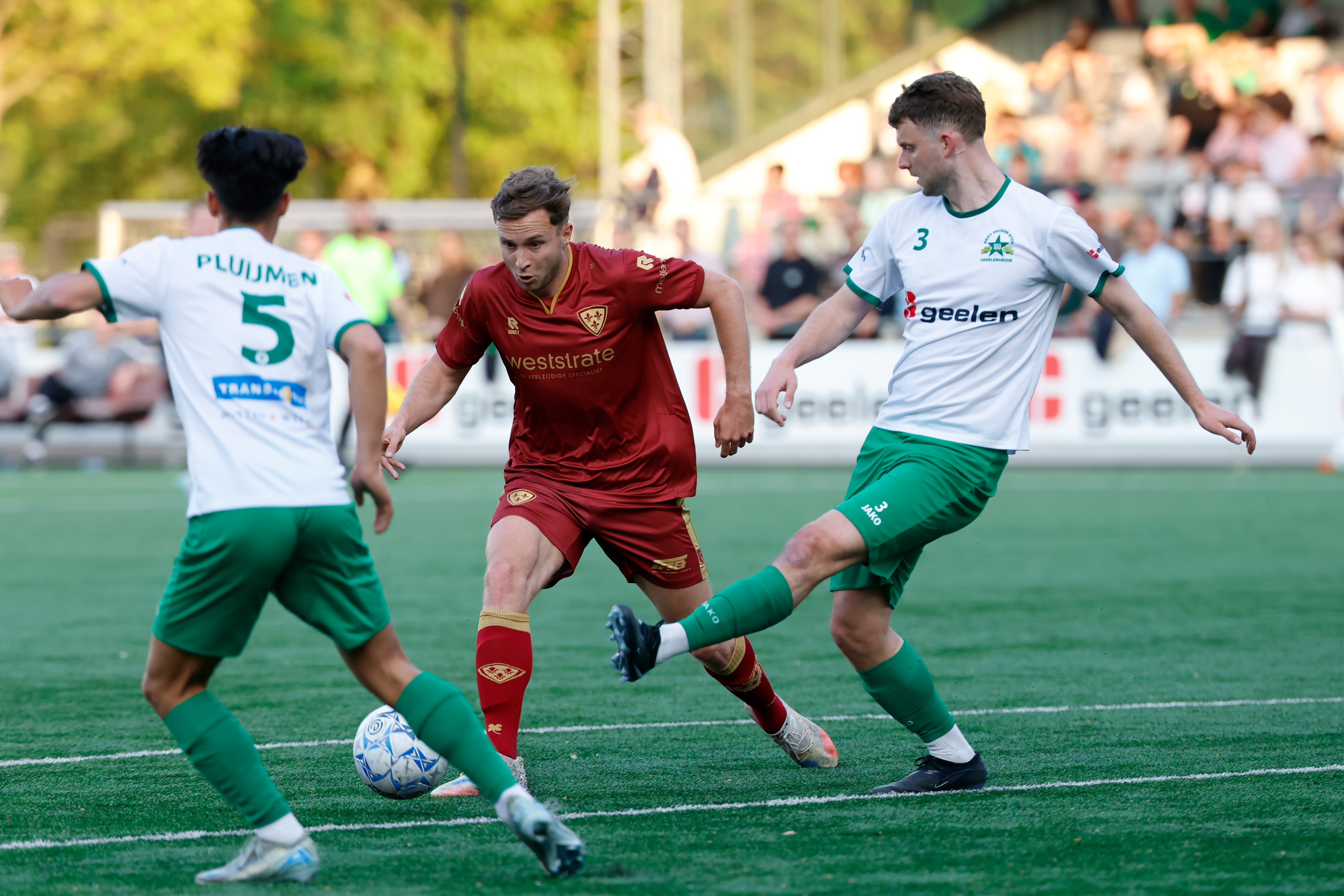 Aanvangstijden in gemengde competities mannen standaard verruimd