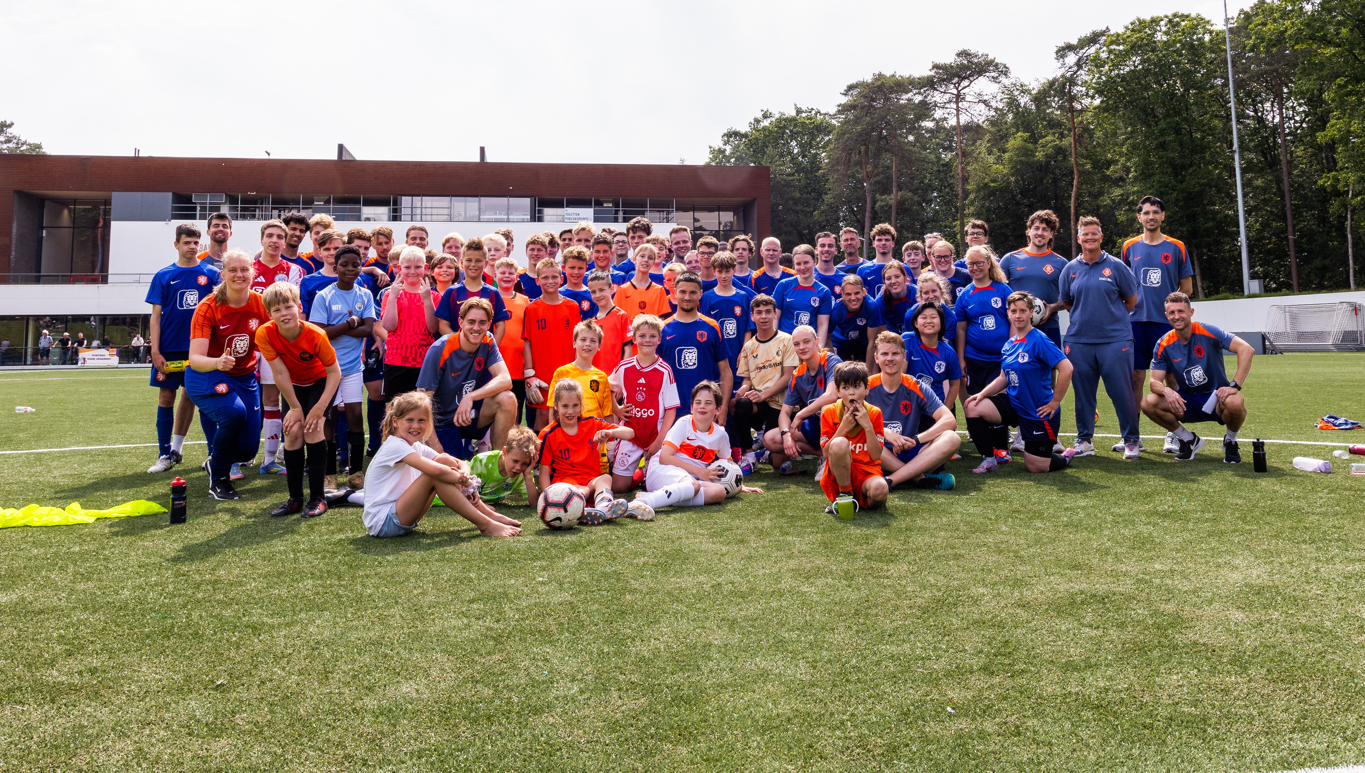 Oranje Paraweekend laat dromen uitkomen op de KNVB Campus