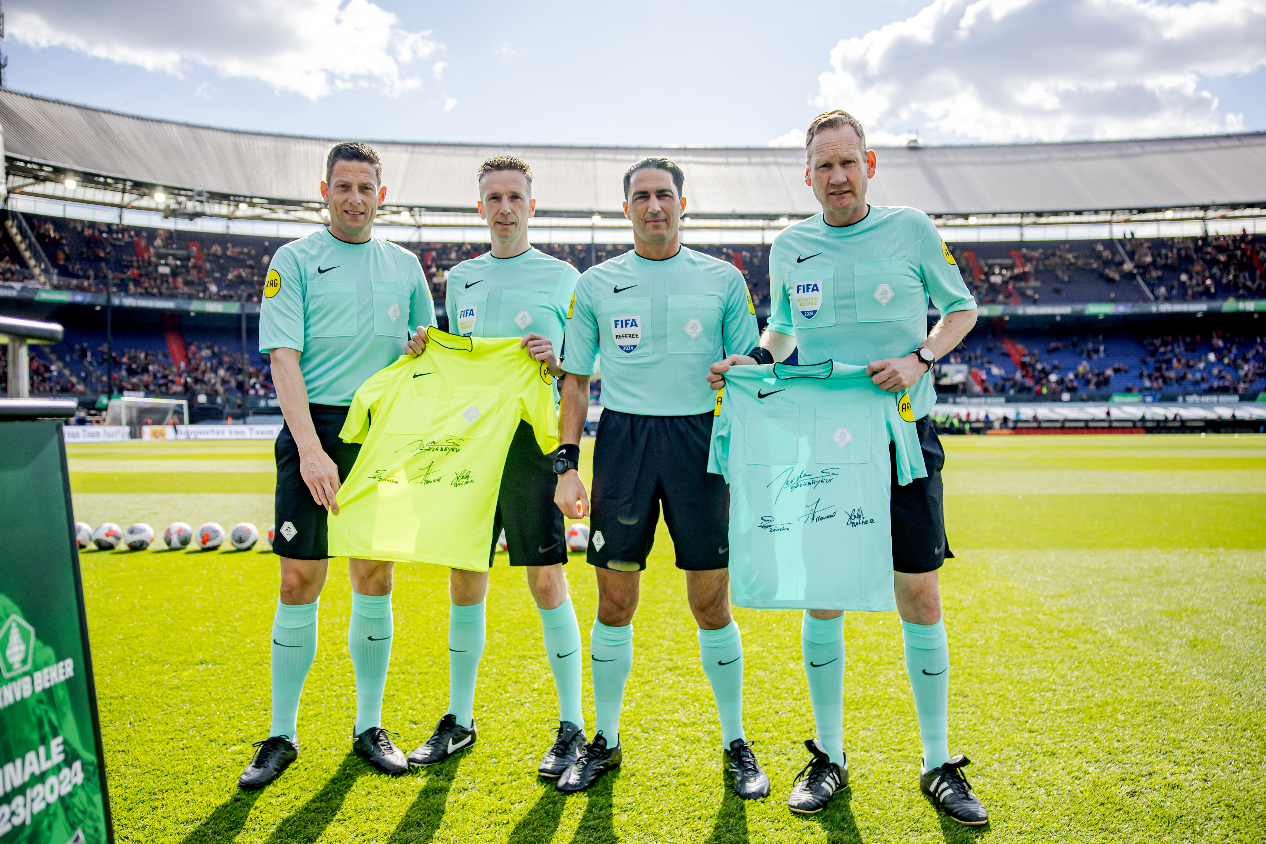 KNVB en ARAG presenteren nieuw scheidsrechterstenue voor #TeamFairPlay