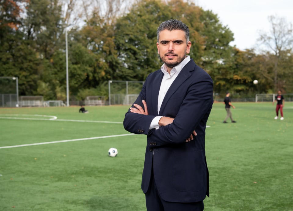 Sportwethouder Mbarki over gelijke kansen, veiligheid en sterke verenigingen in Amsterdam