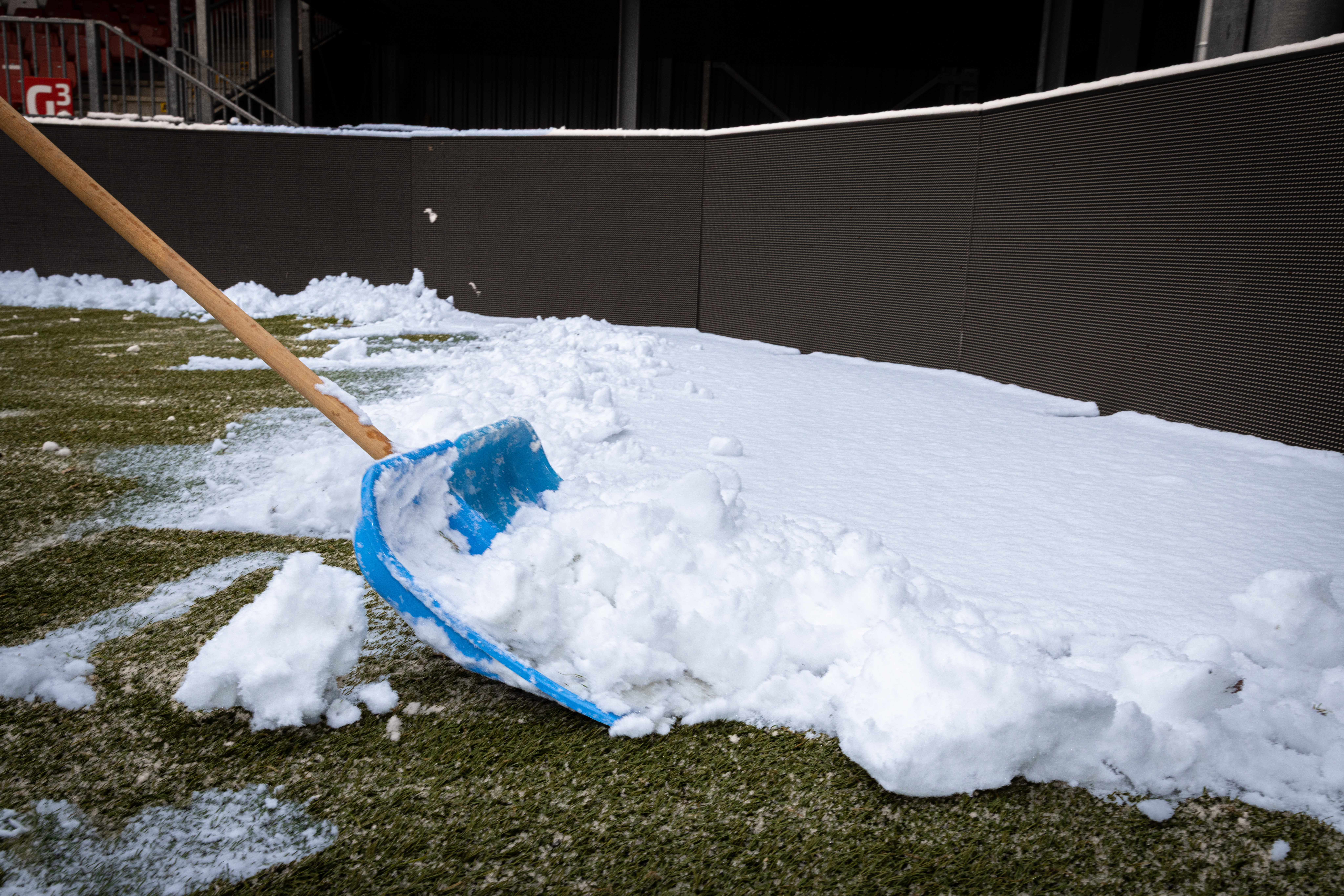 BVO Fieldmanager Schelling (Almere City): "Sneeuw zie je liggen, sneeuwschimmel niet"