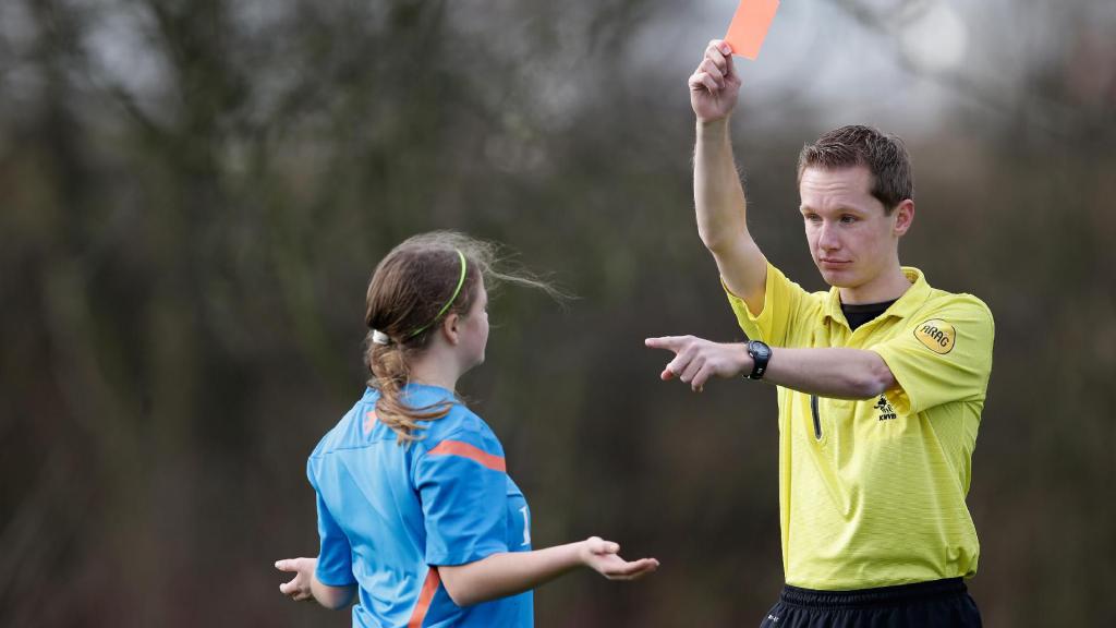 Aanpak Van Excessen | KNVB