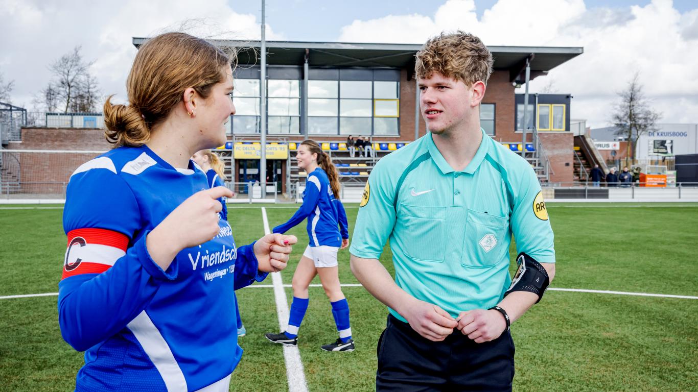 Opleiding Verenigingsscheidsrechter Veldvoetbal | KNVB