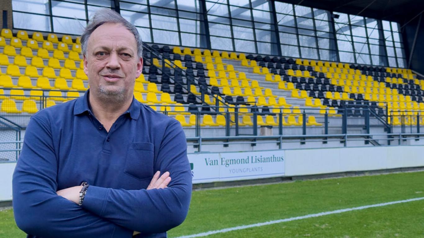 Themabijeenkomst 'Verbeteren van de opbouw van achteruit met de speelwijze van Rijnsburgse Boys als 