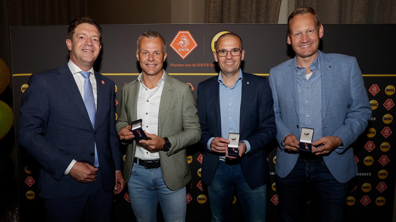 Sander Van Roekel Kuipers, Van Roekel en Zeinstra benoemd tot bondsridder van de KNVB | KNVB