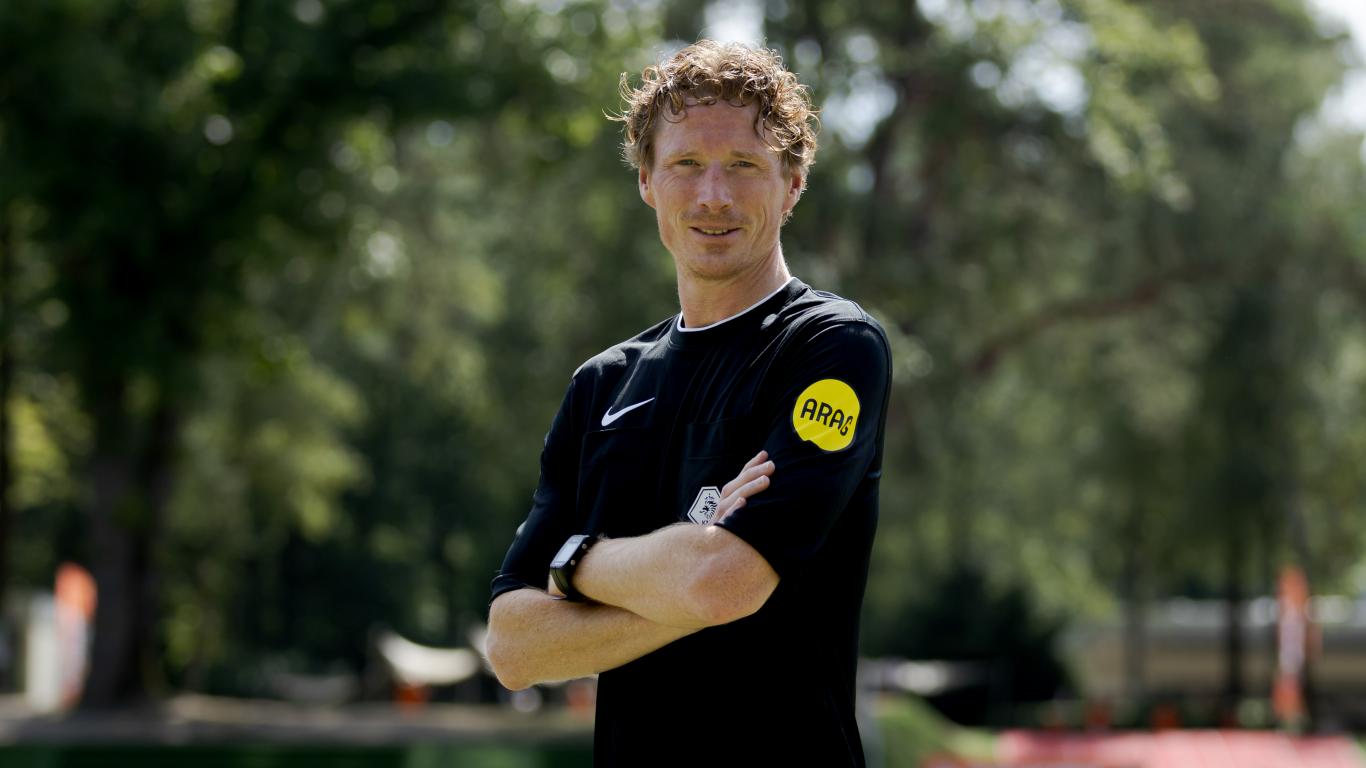 Martin van den Kerkhof leidt SC Cambuur - VVV-Venlo in plaats van Joey Kooij