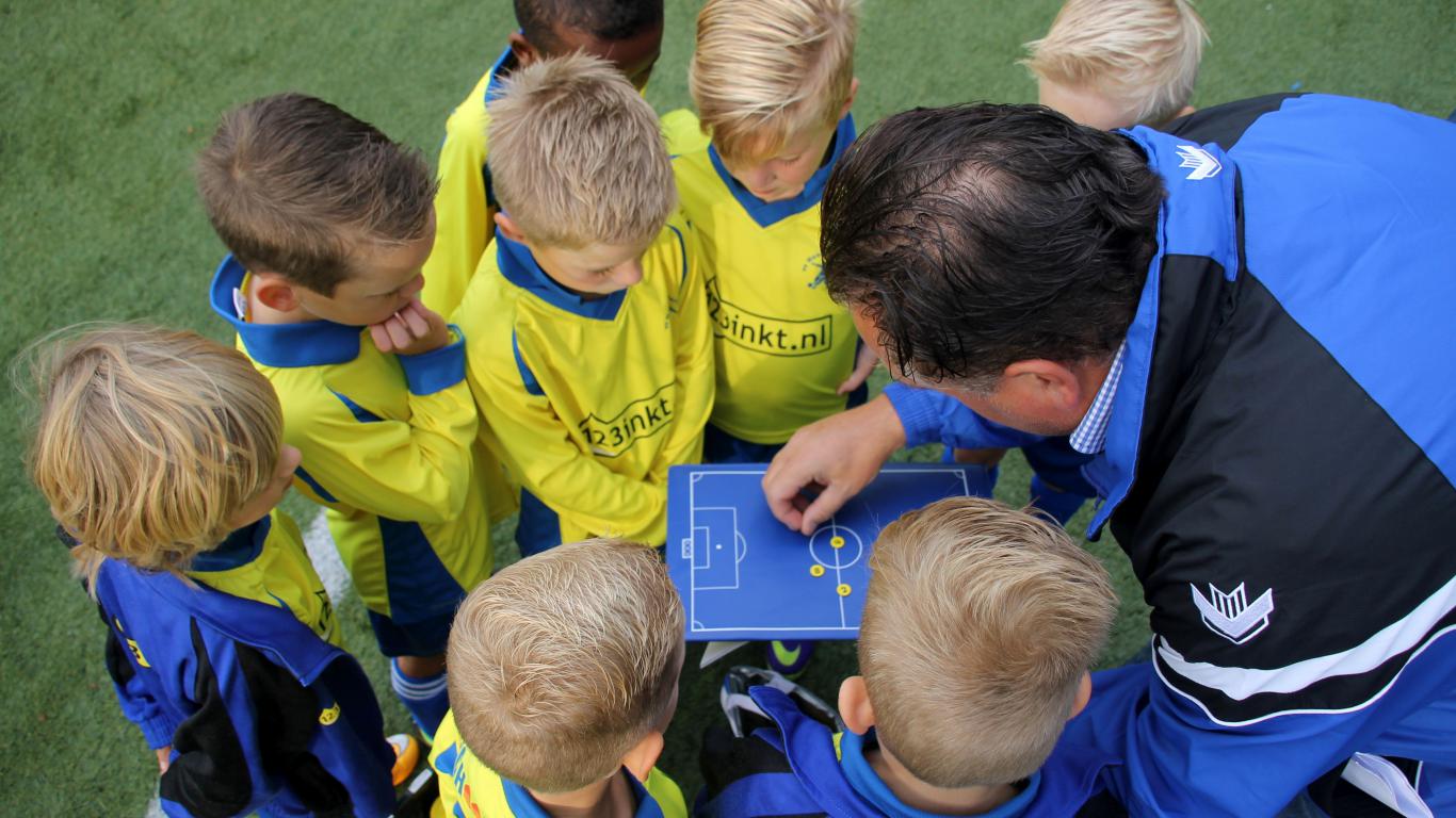 VV Hooglanderveen: Tien punten halen of contributieverhoging