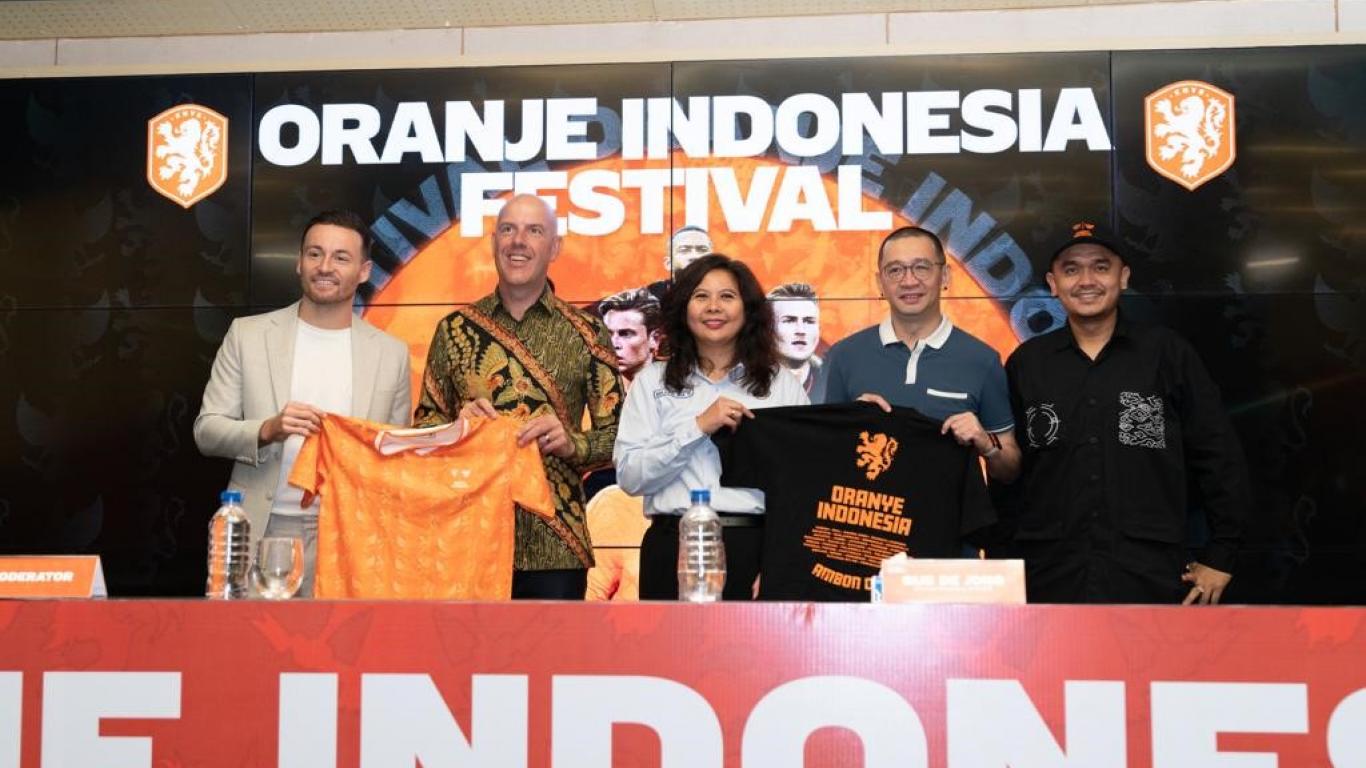 KNVB (juga) menyelenggarakan acara untuk para penggemar Piala Dunia di Indonesia