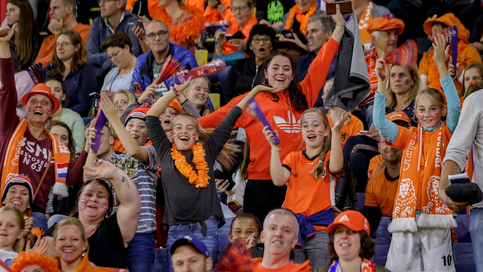 Recordaantal Supporters Maken Oranjedebuut Bij Nederland Costa Rica Recordaantal Supporters Maken Oranjedebuut Bij Nederland Costa Rica