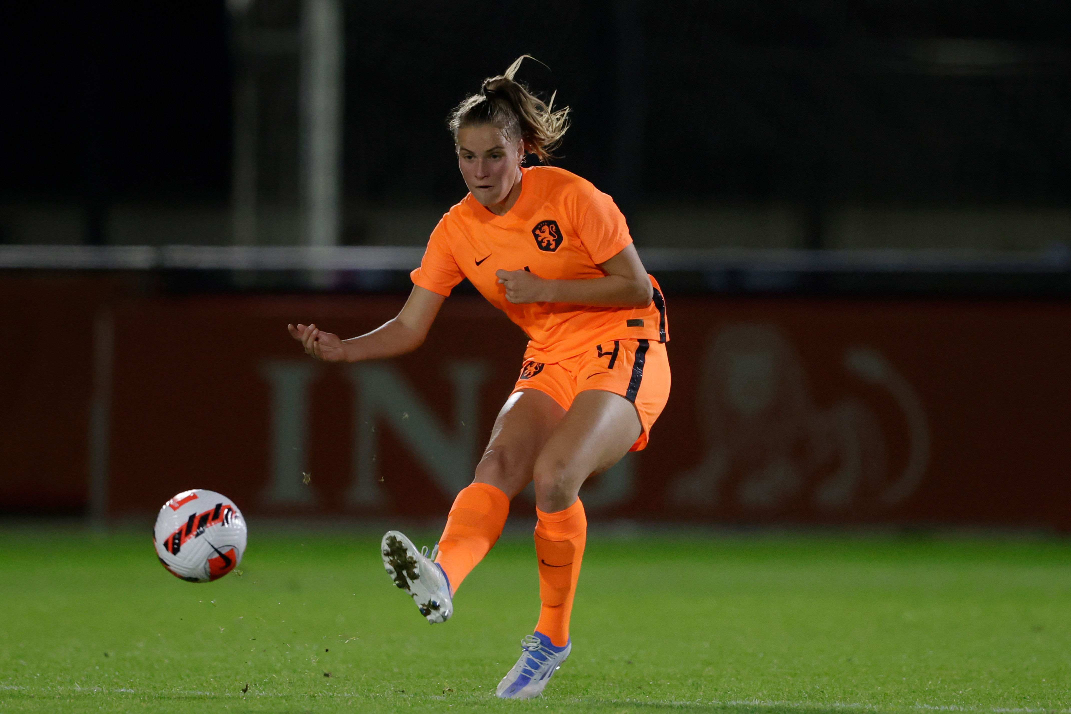 Auée debuteert in Oranjeselectie voor duels tegen België en Engeland