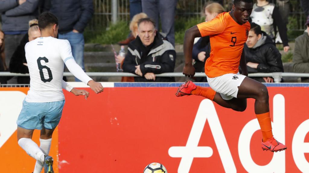 35 spelers in voorlopige selectie Onder 18 OnsOranje