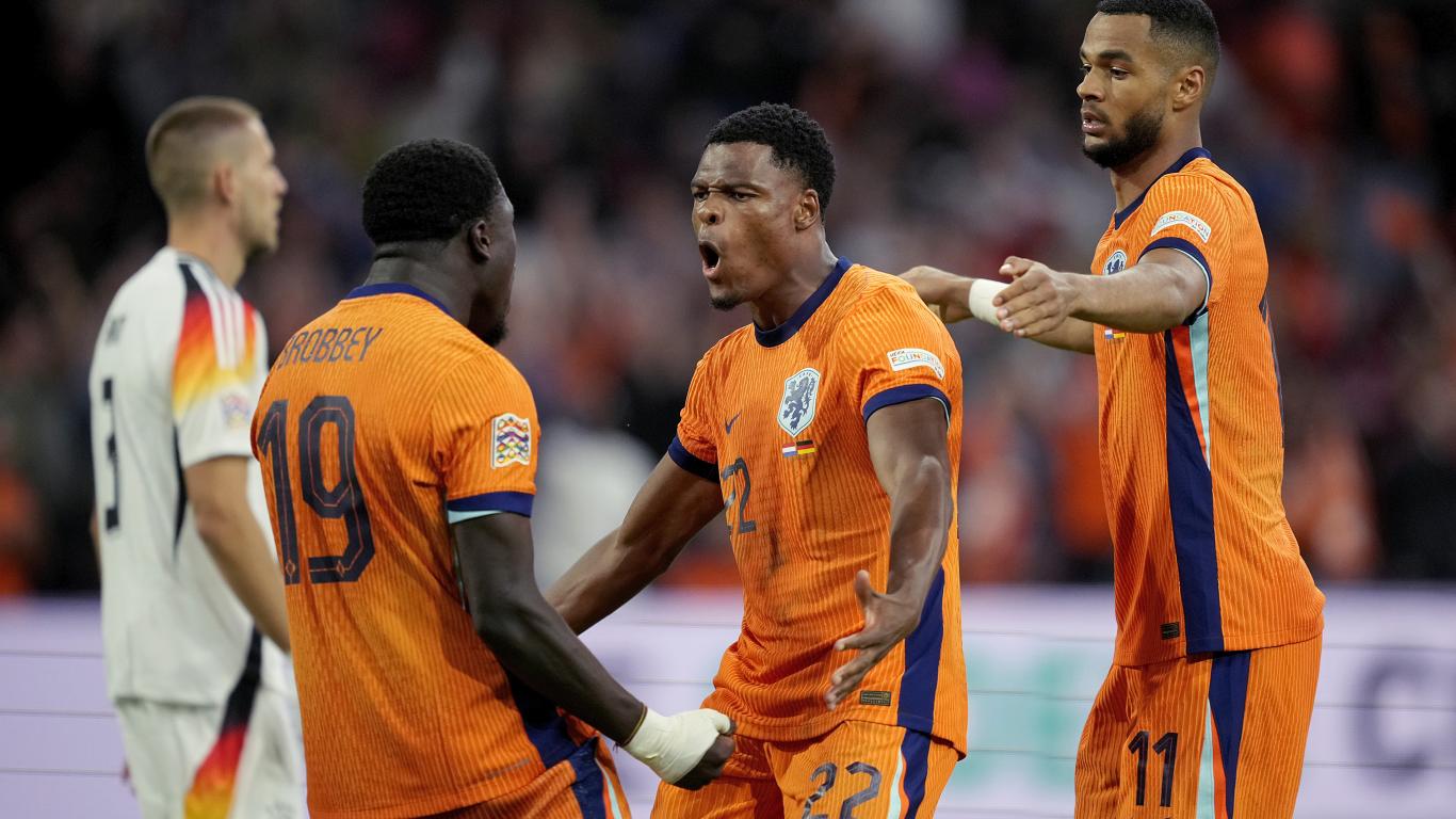 Orange draws against Germany in a classic to savor