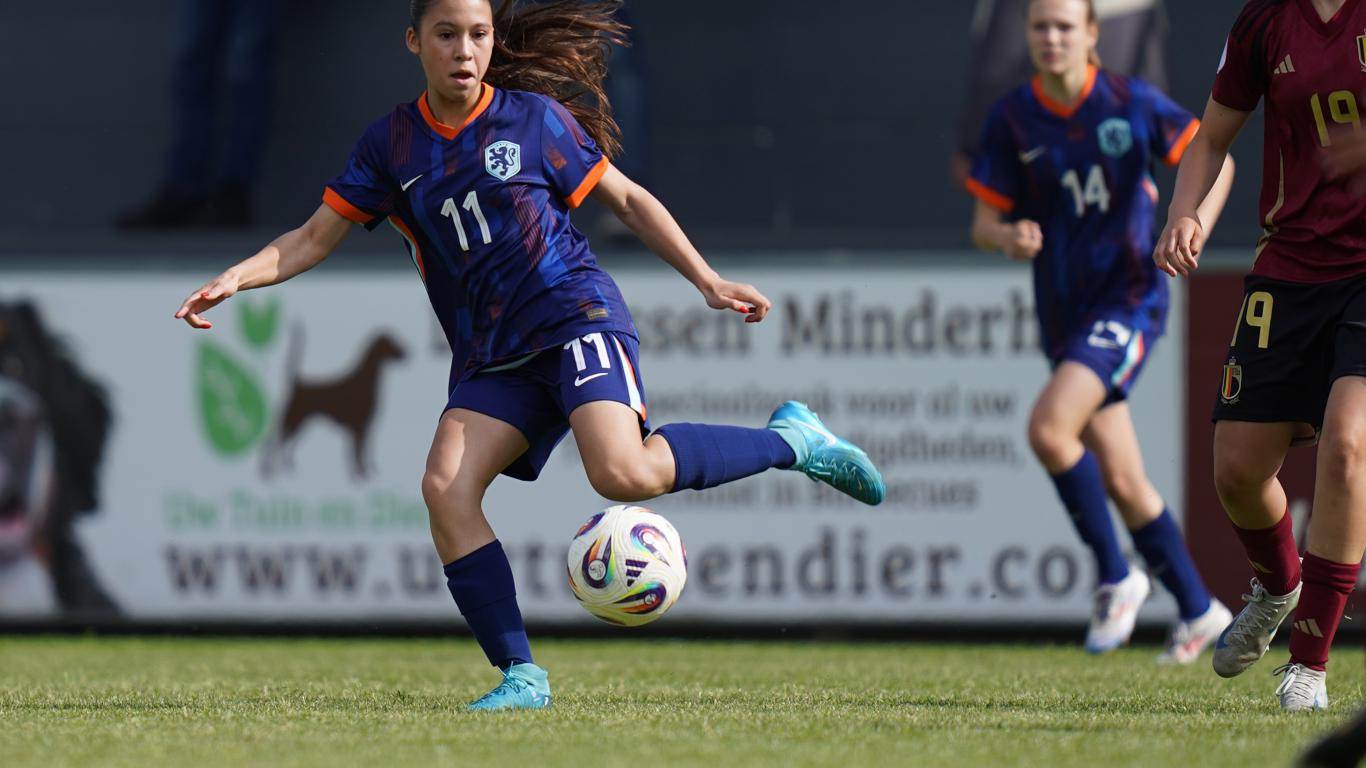 Onder 15 (v) oefent twee keer tegen Engeland in Oldenzaal