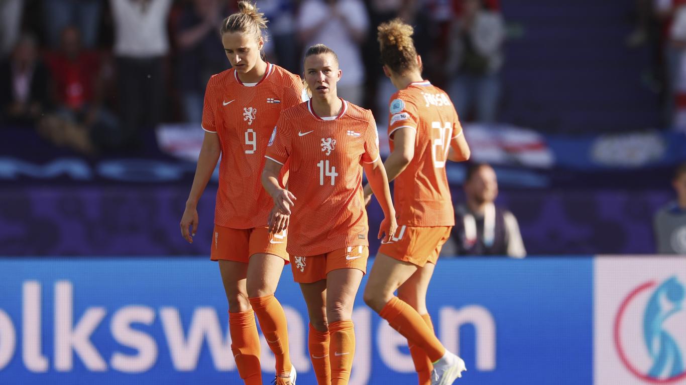 Domper in Zürich; Engeland veel te sterk voor Oranje (v)