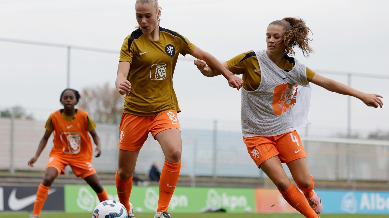 Selectie Oranje onder 17 (v) voor eendaagse stage