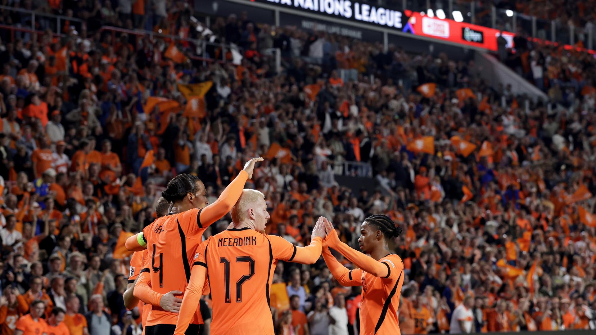 Oranje (m) klopt Servië met 2-1