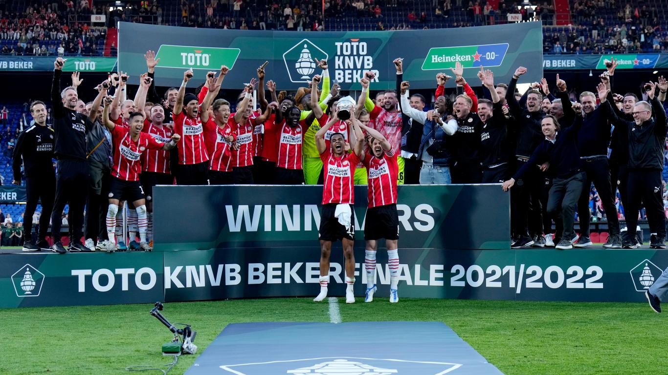 klauw Onvervangbaar Roei uit PSV verslaat Ajax na spectaculaire finale | TOTO KNVB Beker